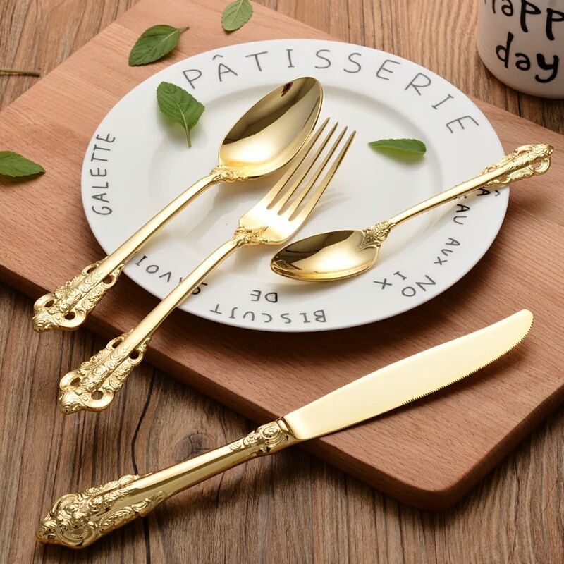 金メッキ加工を施した、レトロでヴィンテージ感あふれるウェスタ - Vintage Collectible Spoons のレビューと価格